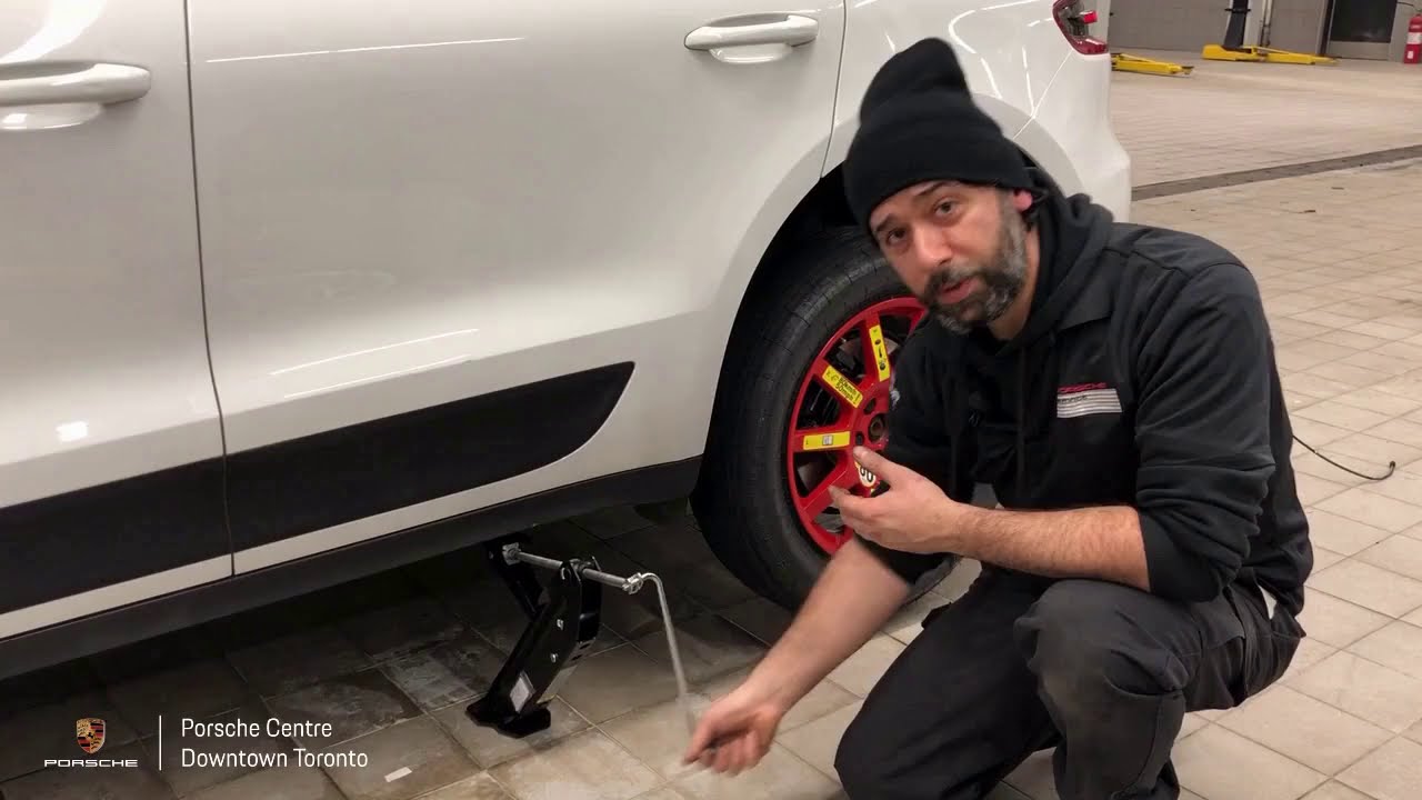 How to Replace a Flat Tire