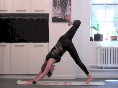 Yoga Stretch -  20 MIN SUPER WEIGHT LOSS/CORE STRENGTH FLOW