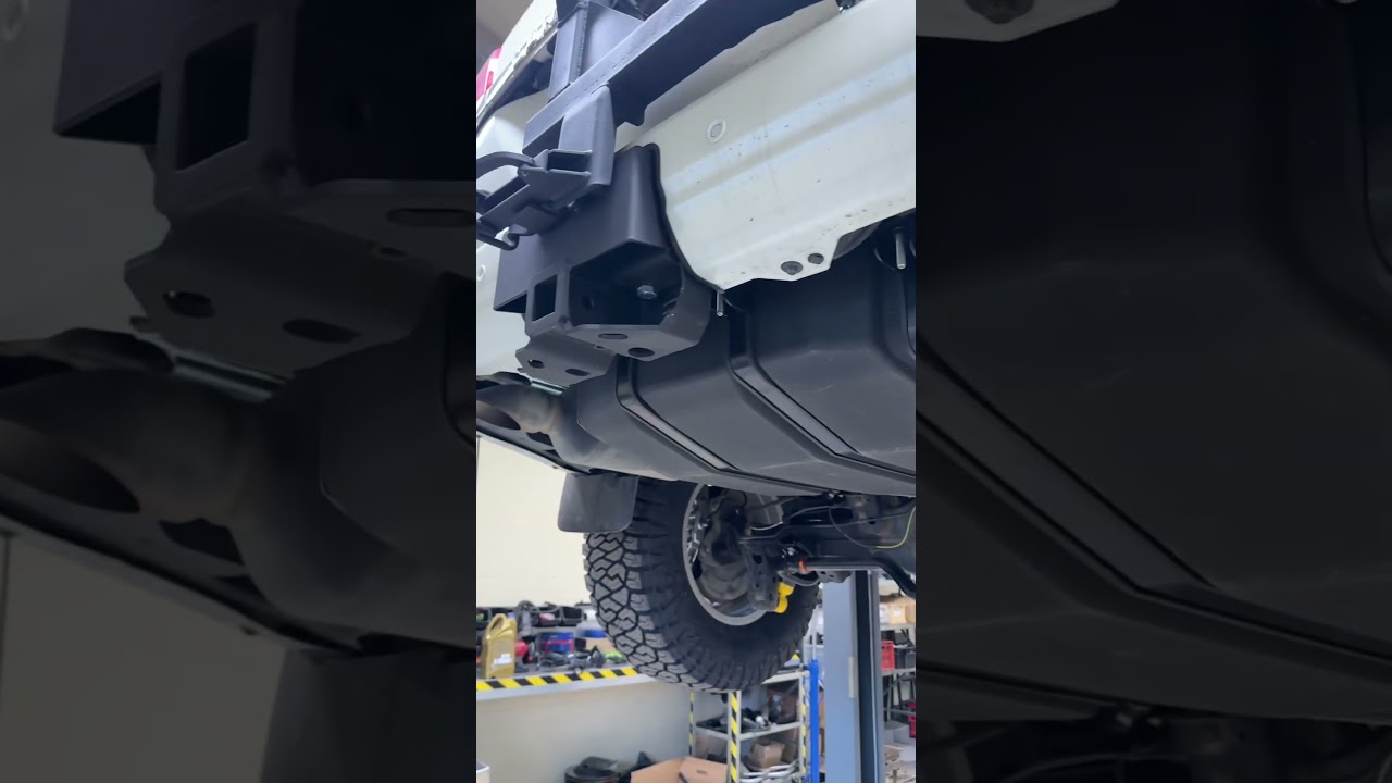 Подготовленный для севера Land Cruiser 200 на 35&rdquo; колесах