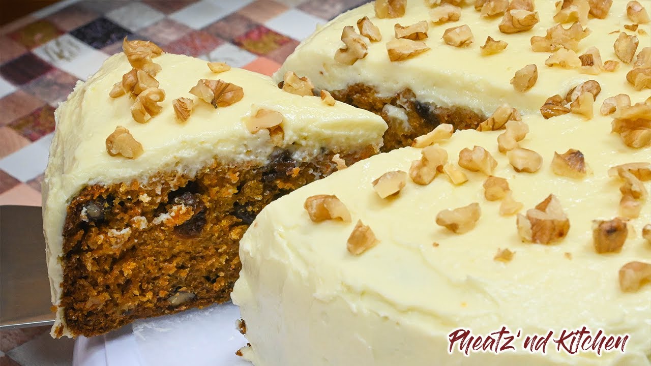 Carrot Cake with Walnuts, Pineapple, and Raisins! A Perfect Harmony of Flavors and Textures!