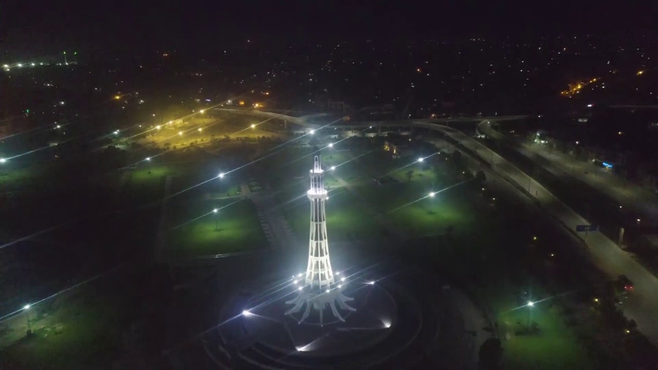 Lock Down Situation in Lahore by AR Nabeel Ambitious Rider | Minar e Pakistan |