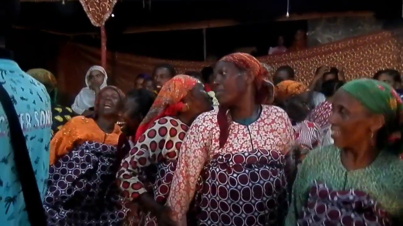 Danse folklorique des Comores  - Mdandra à Domoni Anjouan