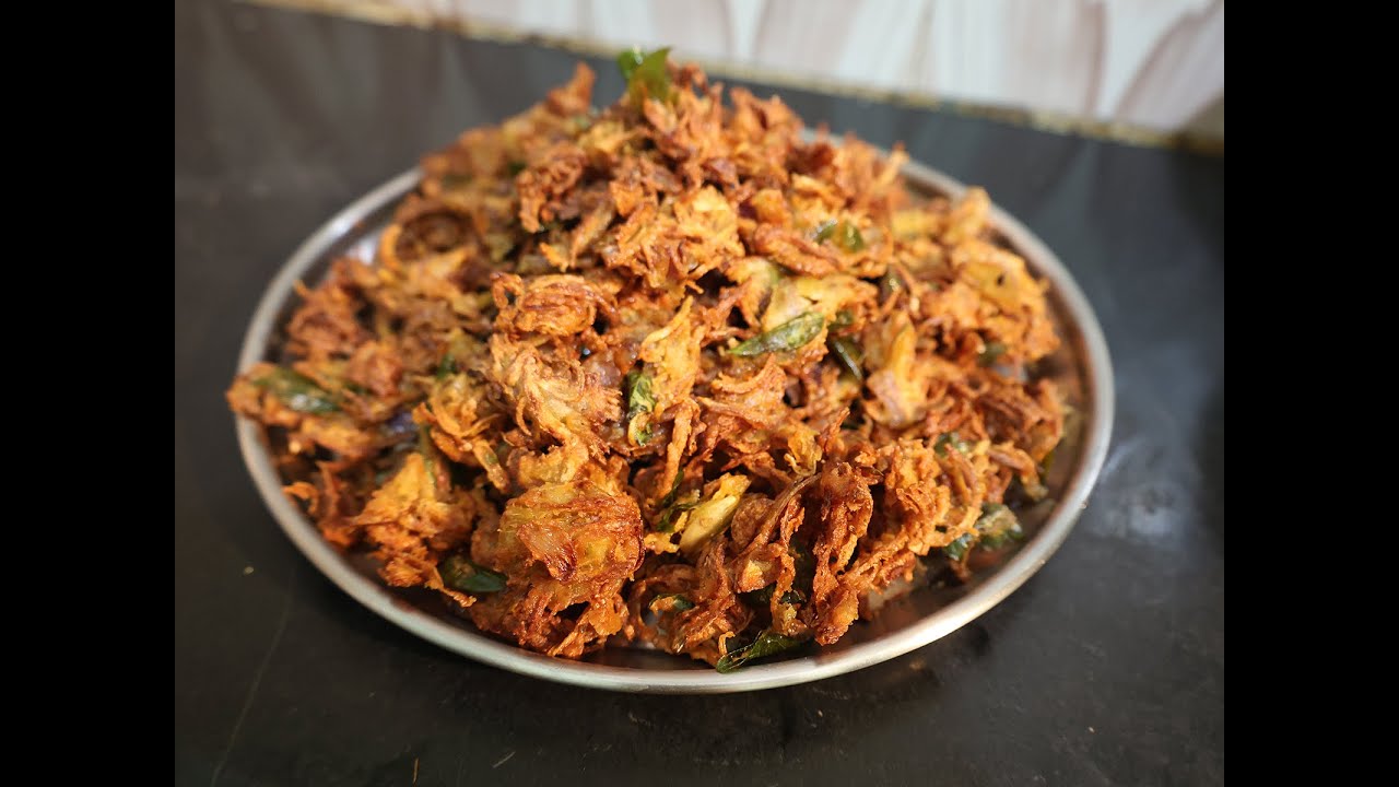 crispy onion pakoda | south indian style pakoda recipe