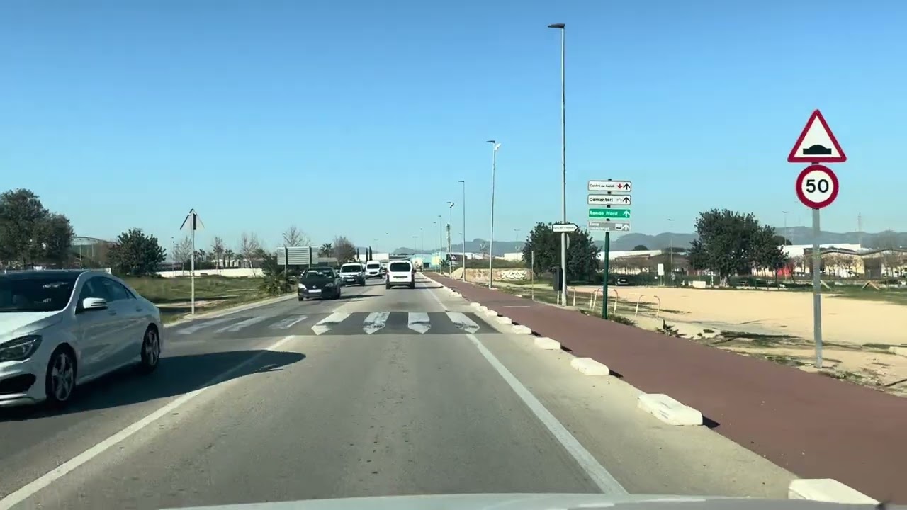 Conduciendo y comentando, voy a la Puebla de Vallbona y vuelvo 