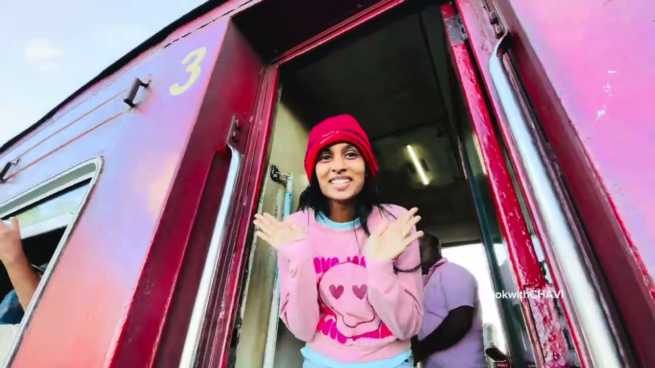 අපිත් එක්ක Train  එකෙ ගෙදර යමු | Badulla Train Journey | Beautiful Sri Lanka | #cookwithchavi #vlog