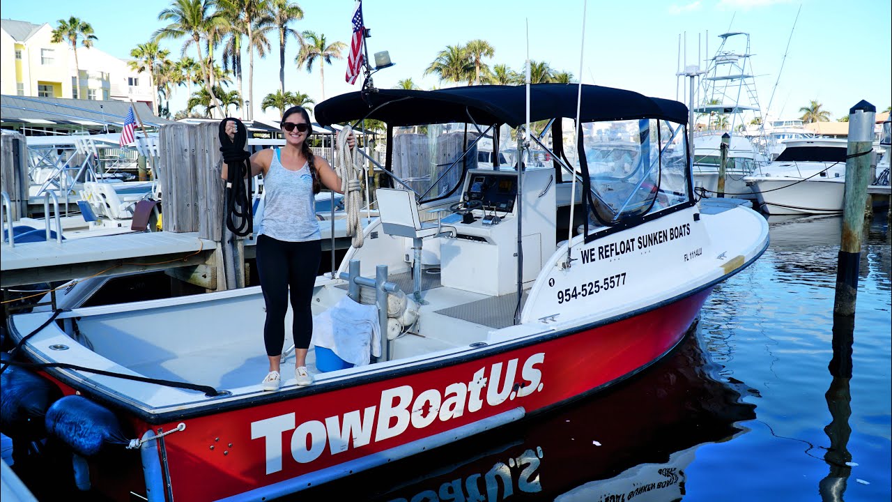 HOW TO TIE YOUR BOAT IN A DOCK SLIP