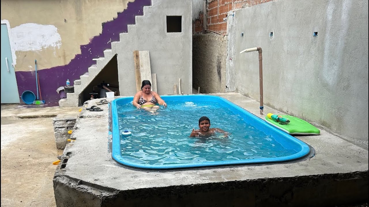 Obra da piscina saiu do controle 😬#obra #piscina