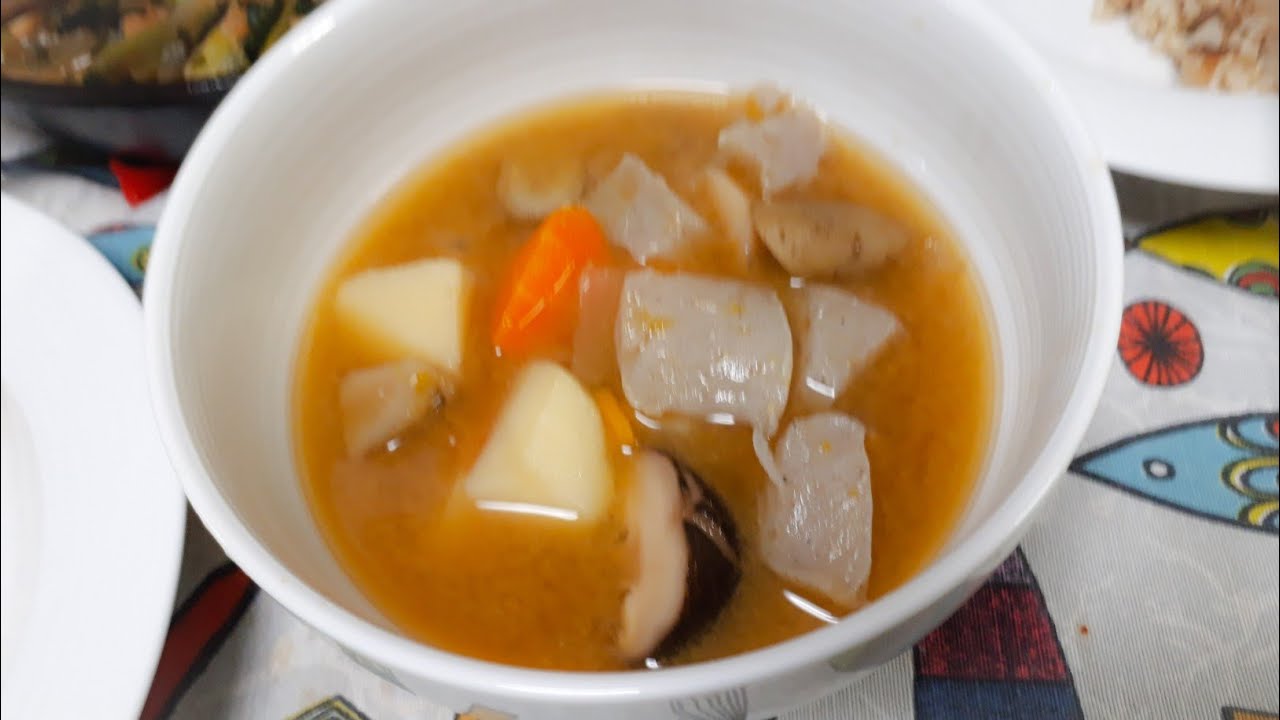 zuppa Giapponese di radici e tuberi con MISO