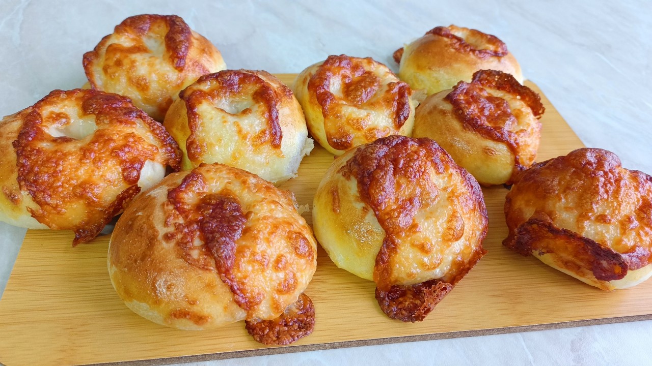 Cheese buns, just like from the bakery.