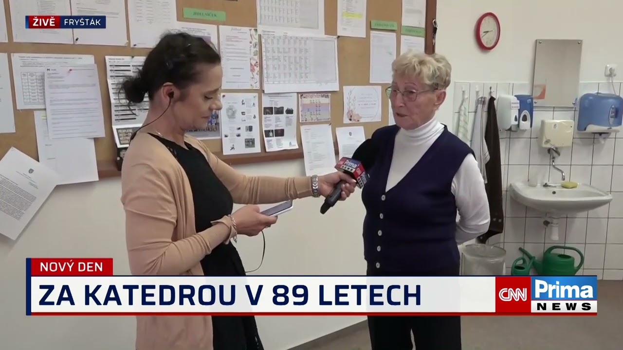 Dnešní školáci jsou rozežraní. Ať se učí úctě k lidem a práci, říká 89letá učitelka z Fryštáku