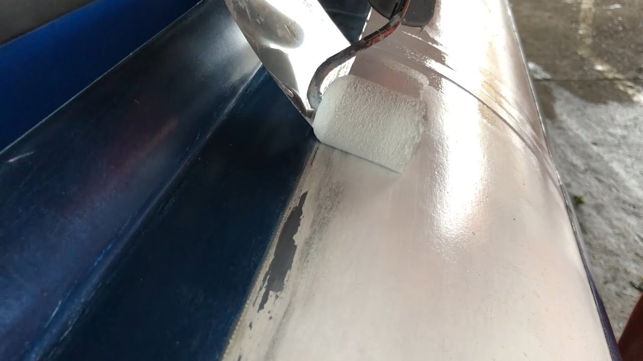 PART 9 : Painting our RIB with Polymarine Flexithane Hypalon Paint