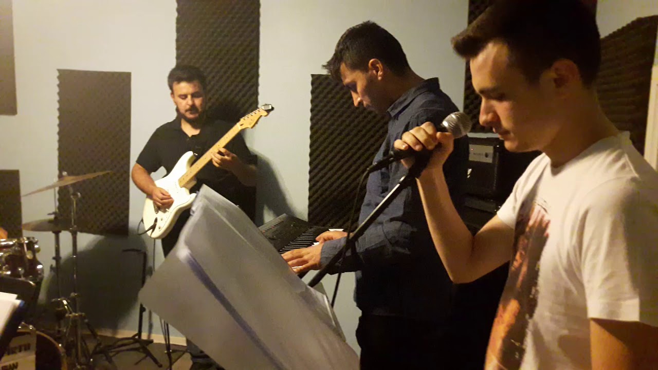 Mystic queen camel cover