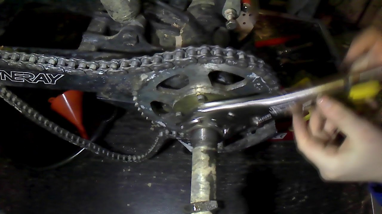 # 6 Tuto Meca, changer la couronne sur un shineray STXE 250