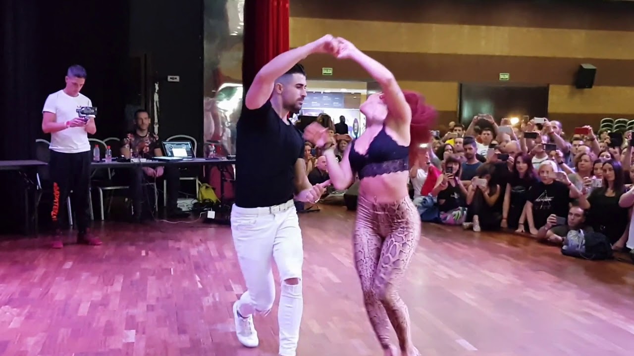 KIKE Y NAHIR - KIZOMBACHATA 2018 Carlos Rivera “Te Esperaba” (Dj RyanMiles)