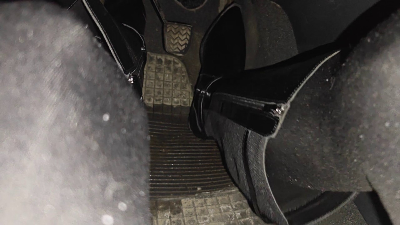 Mommy Deals with Stalling Issues On The Way Home - Pedal Pumping in Leather Boots