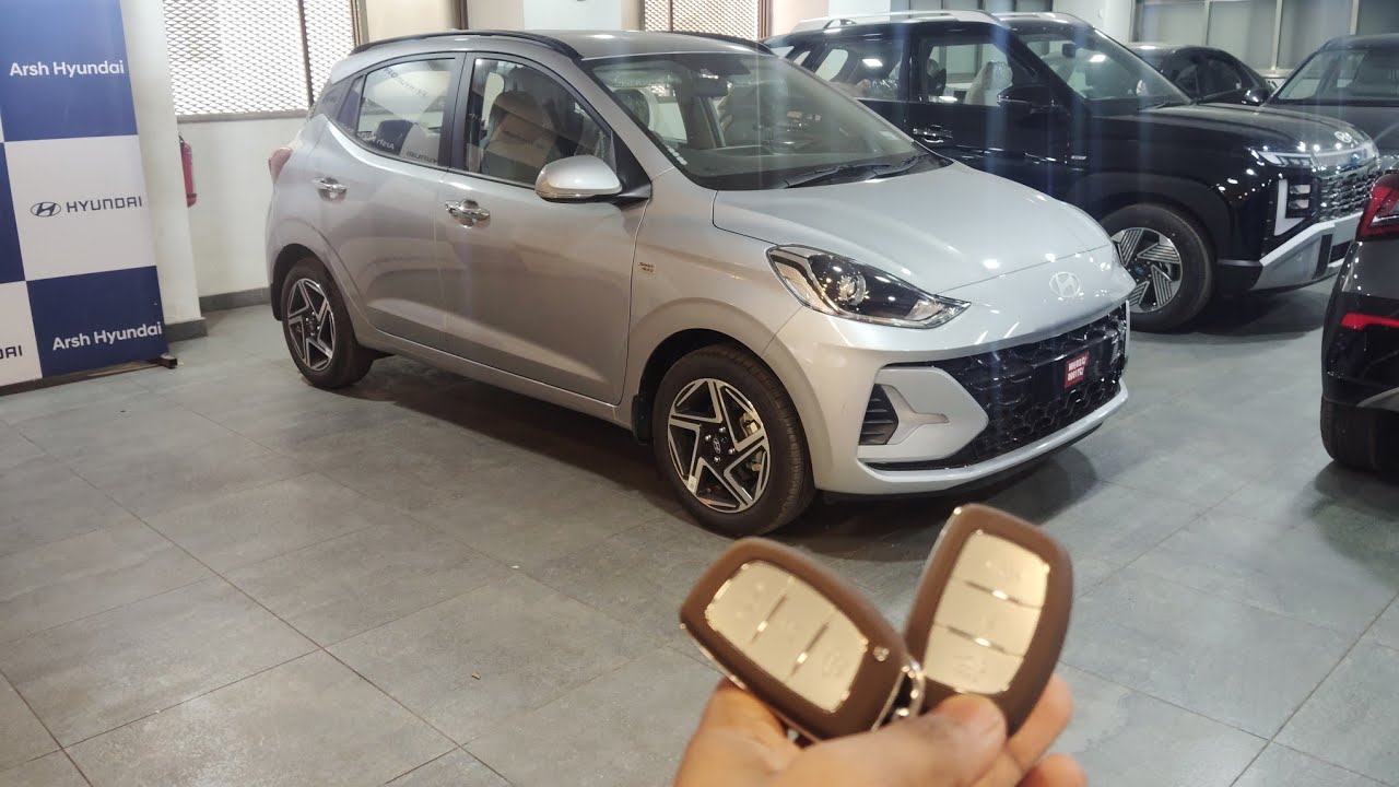 i10 nios Sportz O AMT silver #sportz #i10grand #i10nios #hyundaii10 #hatchback #hyundaicars #hyundai