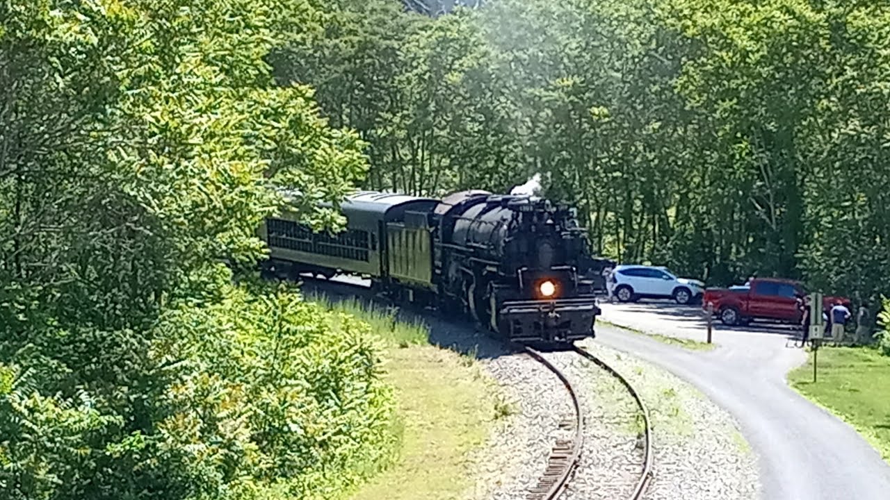 western Maryland 1309 helmstetter's curve with a whistleshow