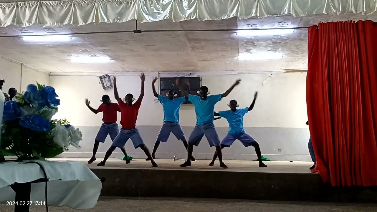 CHAVAKALI HIGHSCHOOL MODERN DANCE