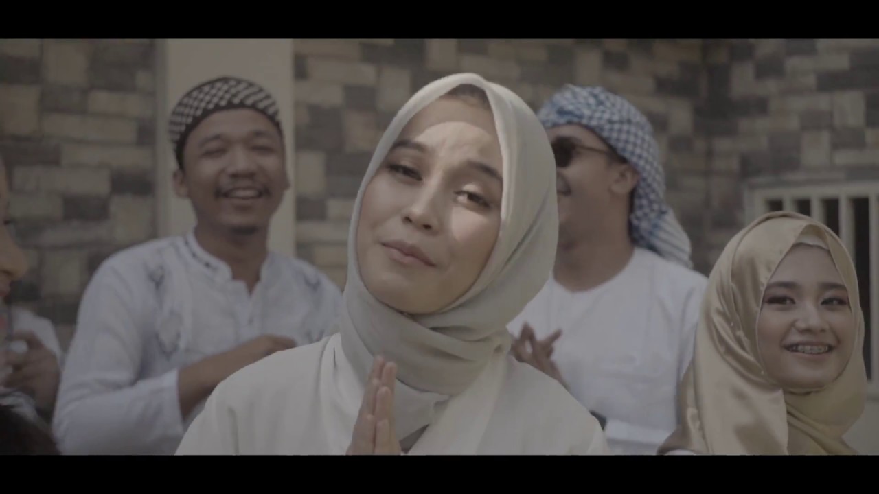 Kolaborasi Musisi Surabaya - Lebaran Medley