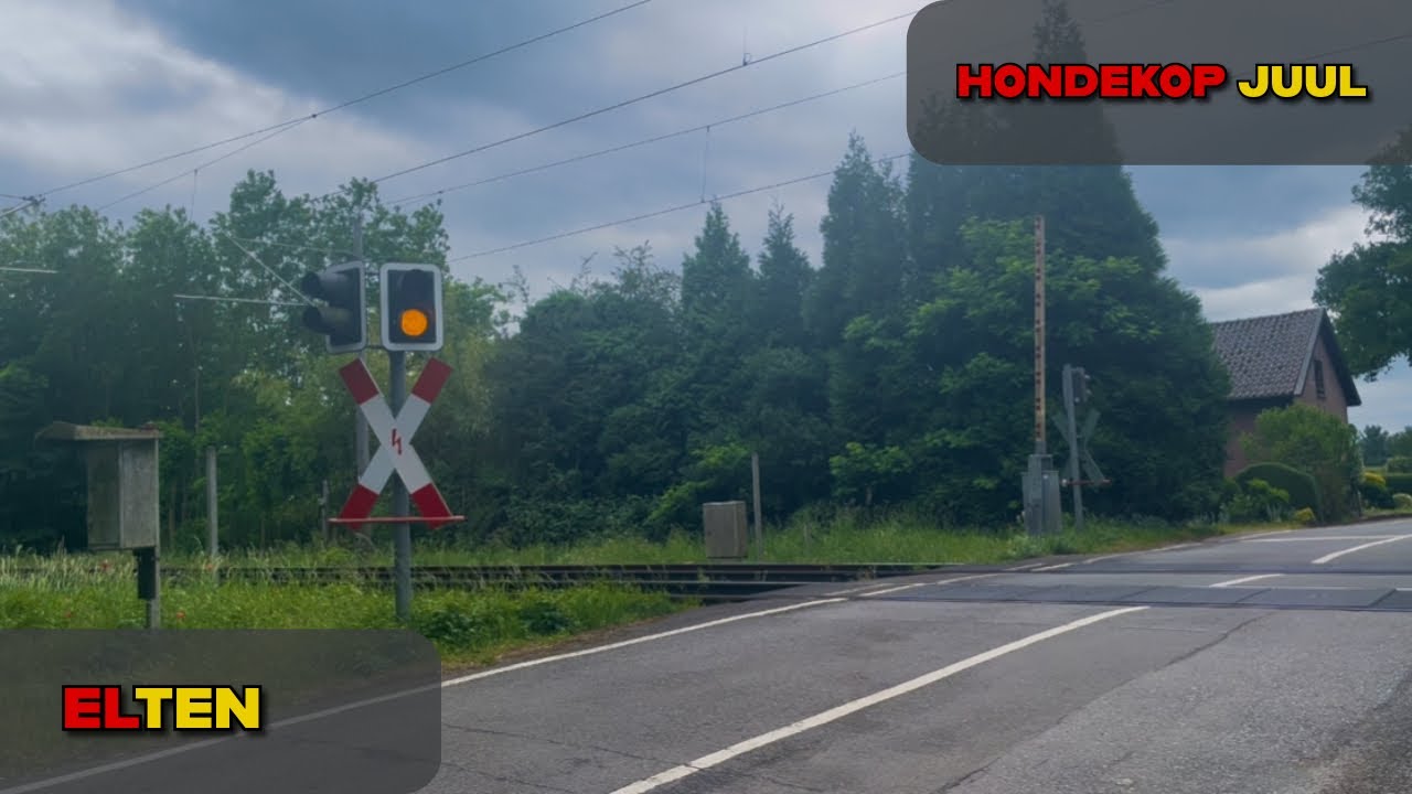 4K! Elten spoorwegovergang/railroad croasing (D)