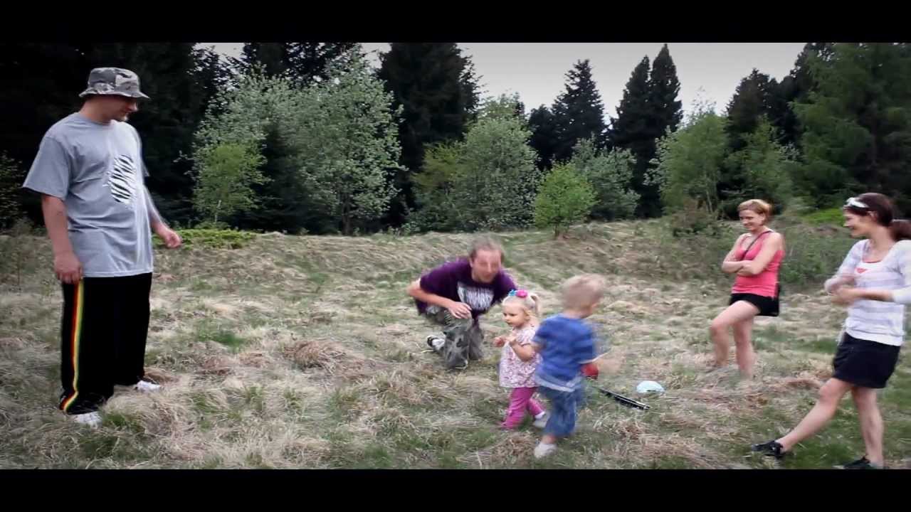 JAHBESTIN - Wyciągnij dłoń (DRUŻYNA MISTRZ&Oacute;W) - (Official music video)