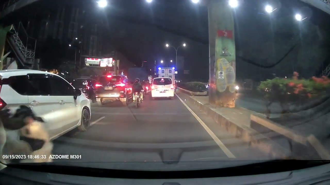 Azdome M301 2K Front + Rear Sample Video Day / Night