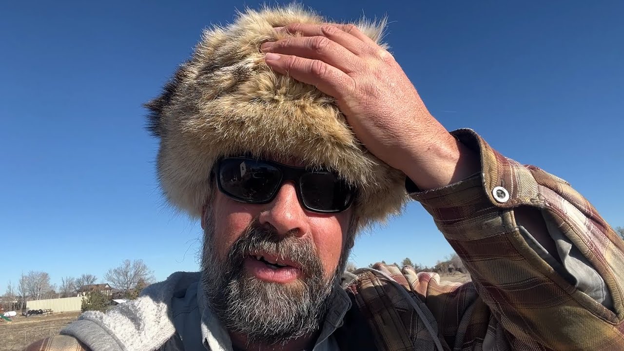 How to make a Coyote Fur Hat &ndash; Outdoors with Trav