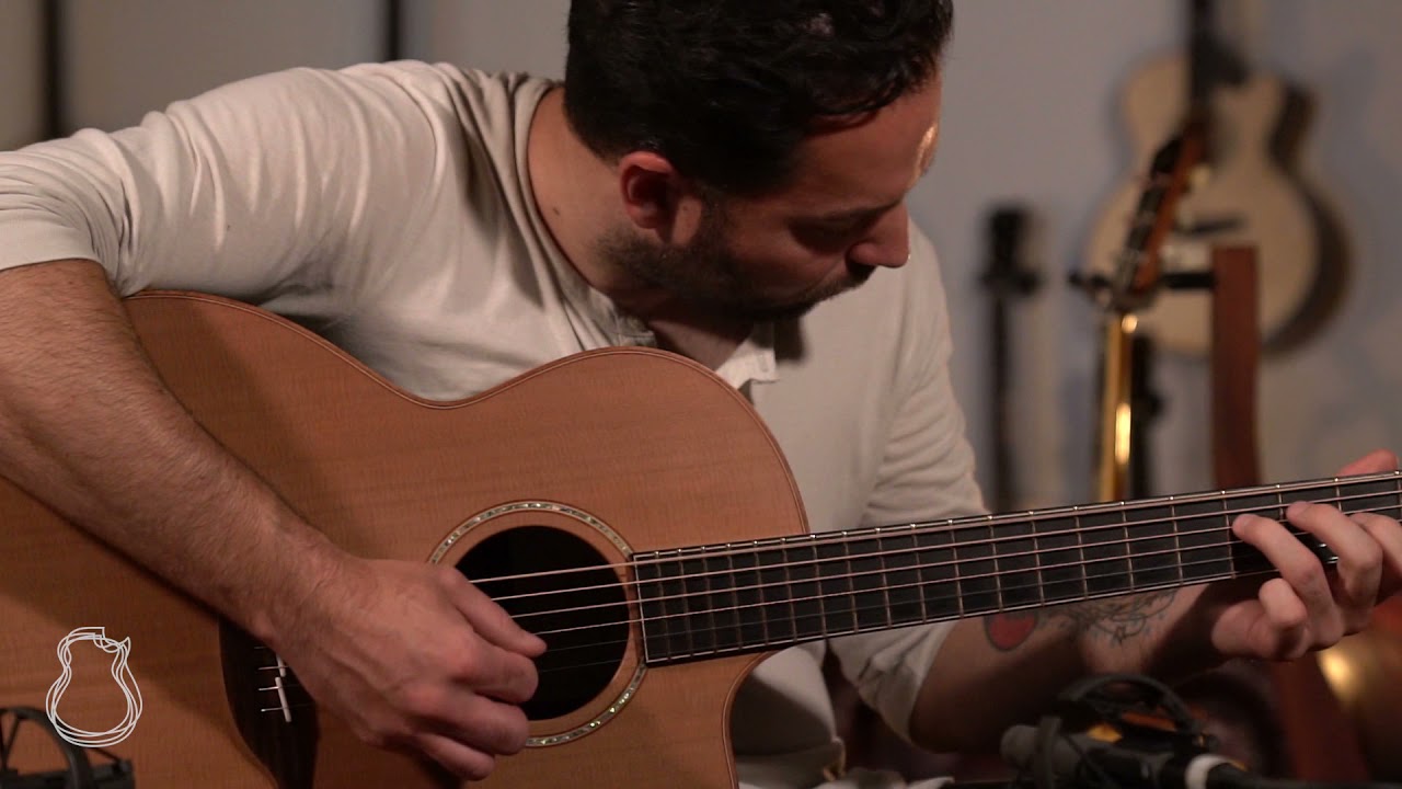 Lowden Richard Thompson Signature, Figured Ziricote & Cedar demo