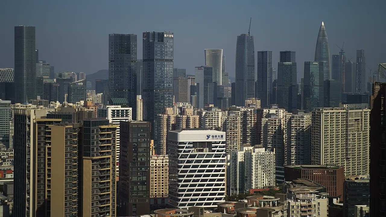 Shenzhen 24h Timelapse on 25.01.2026 4K 70mm Zoom