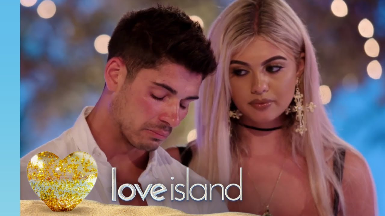 Caroline Crashes the Party With a Dumping Curveball | Love Island 2019