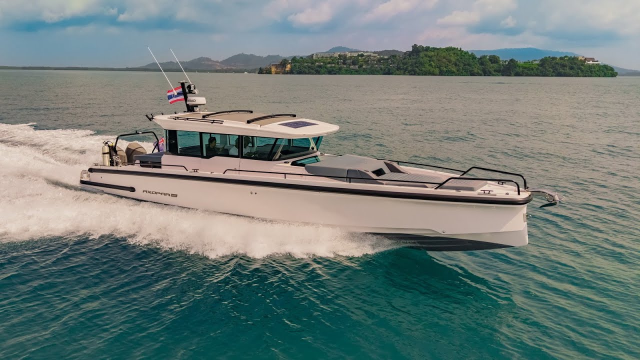 Axopar 37 XC Cross Cabin 2024