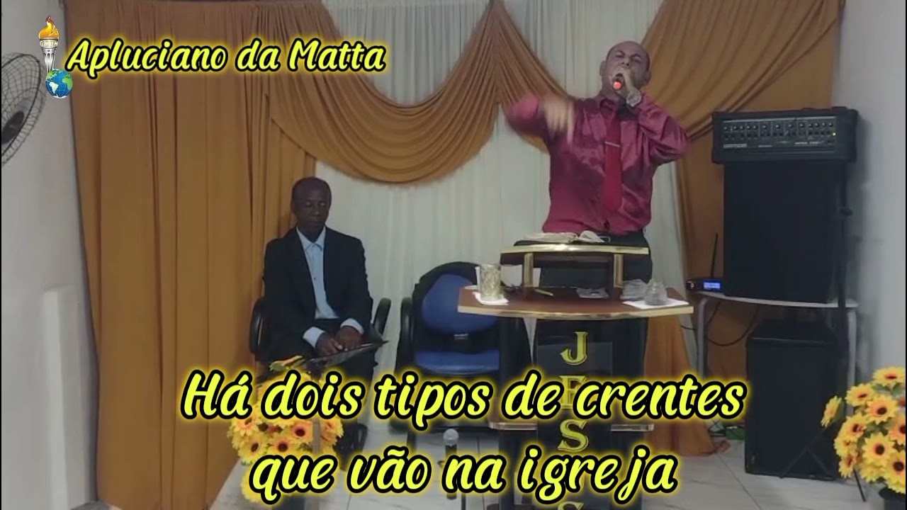 Há dois tipos de crentes que vão na igreja 