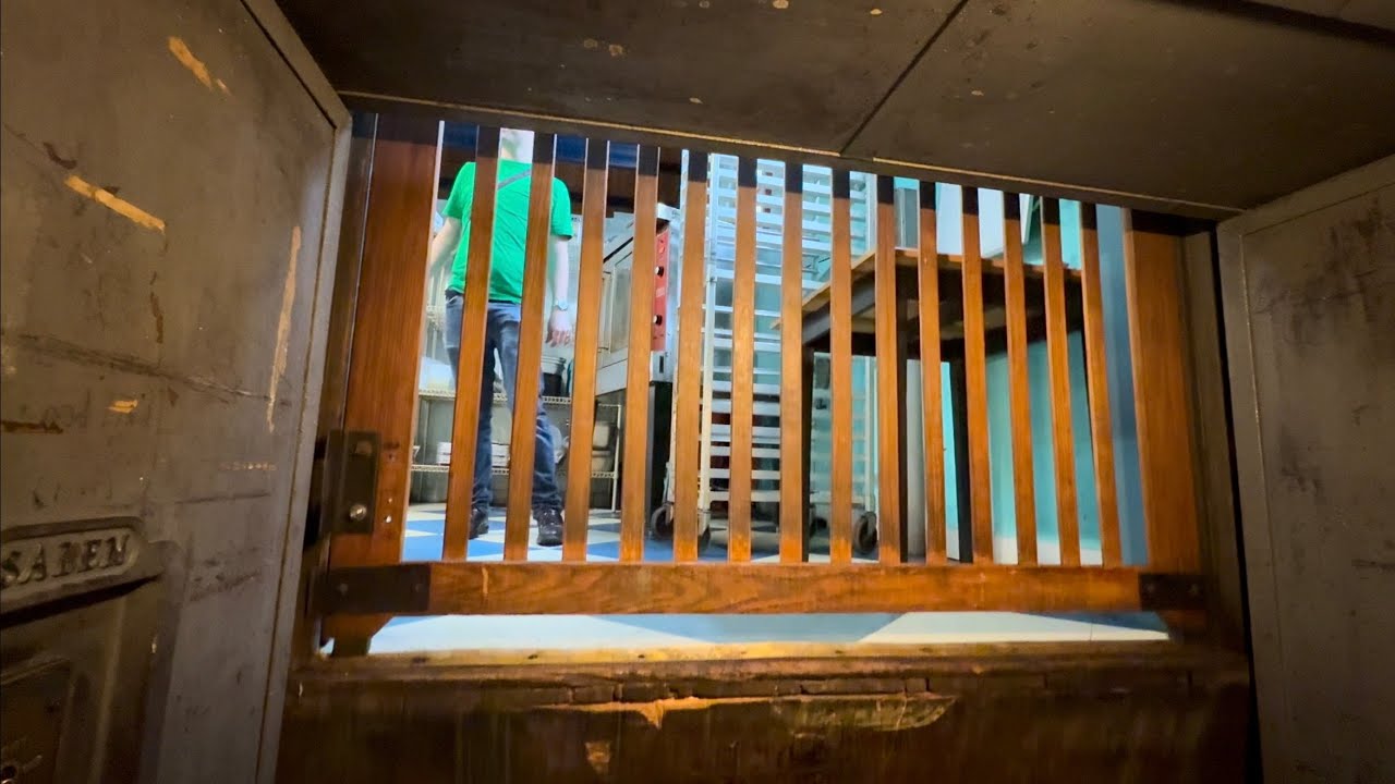 AMAZING! 1946 Salem Hydraulic Elevator @ Bakery, Roanoke VA, USA.