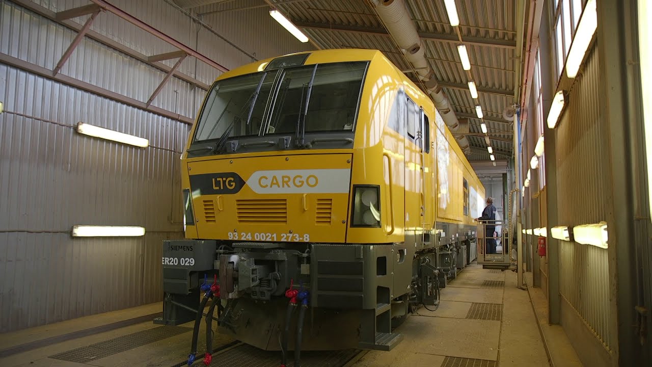 LTG Cargo | Lokomotyvo perdažymas