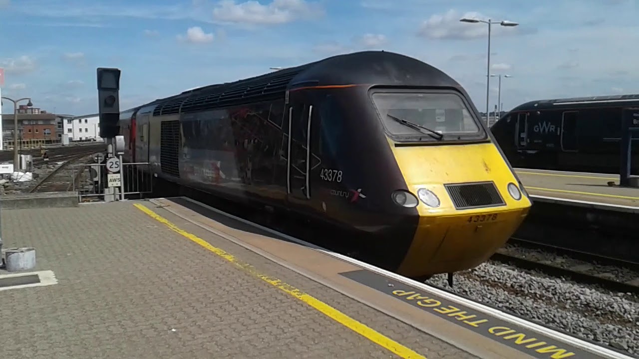 Trains at: Bristol Temple Meads, GWML, 04/08/18