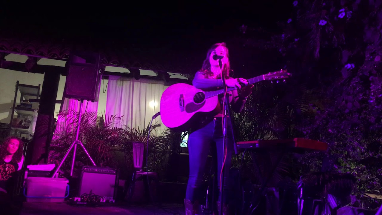 Maria Carrelli @ TOCCS Singer Songwriter Night FULL SET