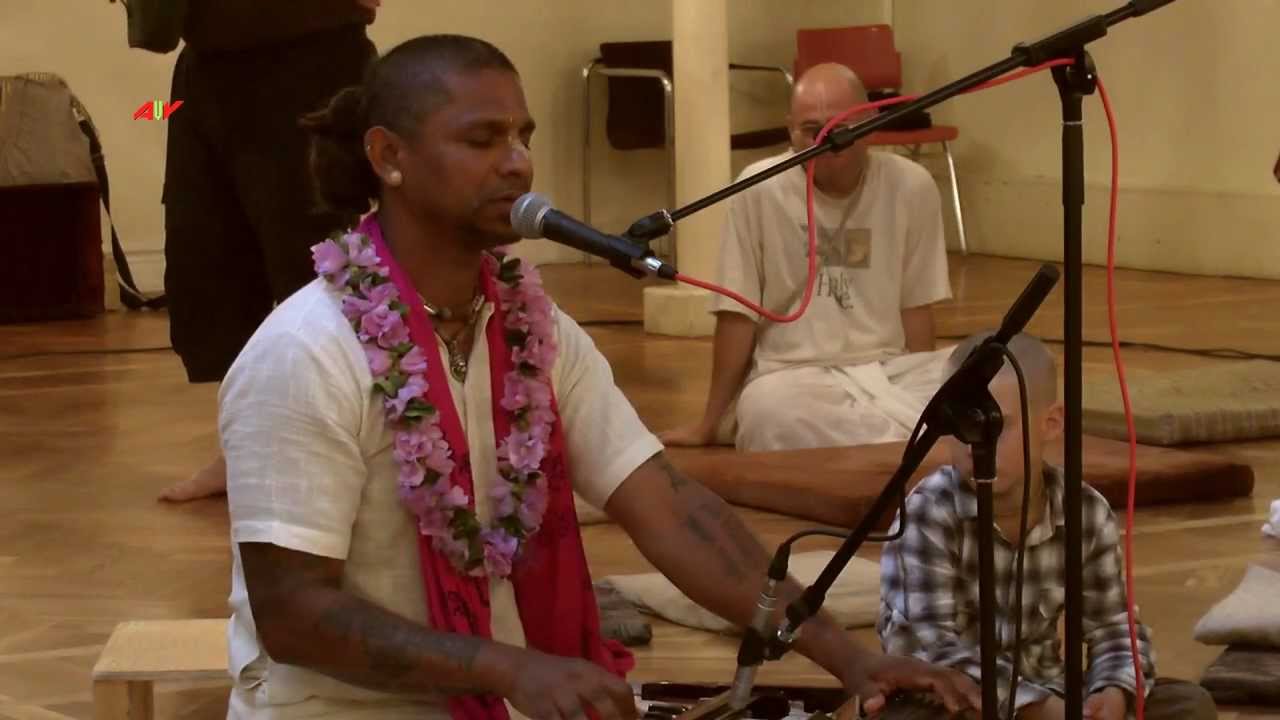2012 07 29 HG Madhava Prabhu Evening kirtan