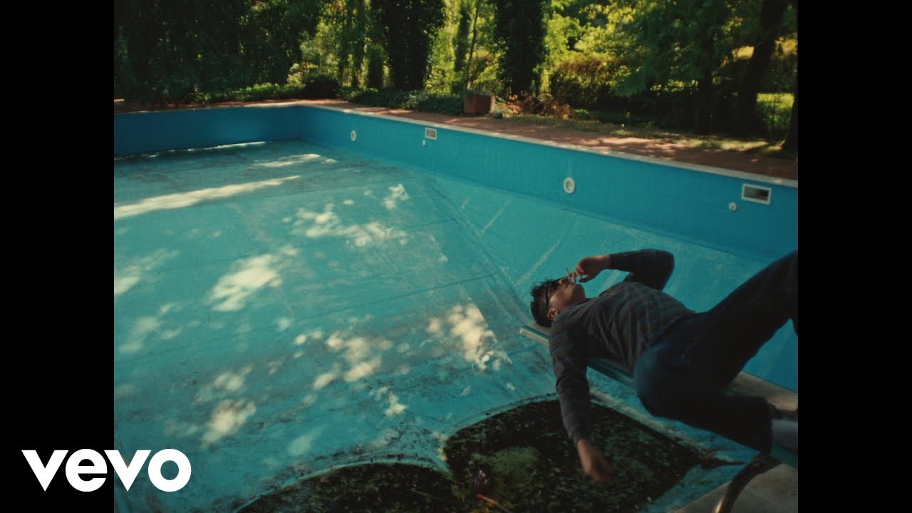 Olly, Juli - Occhi color mare (Visual Video)