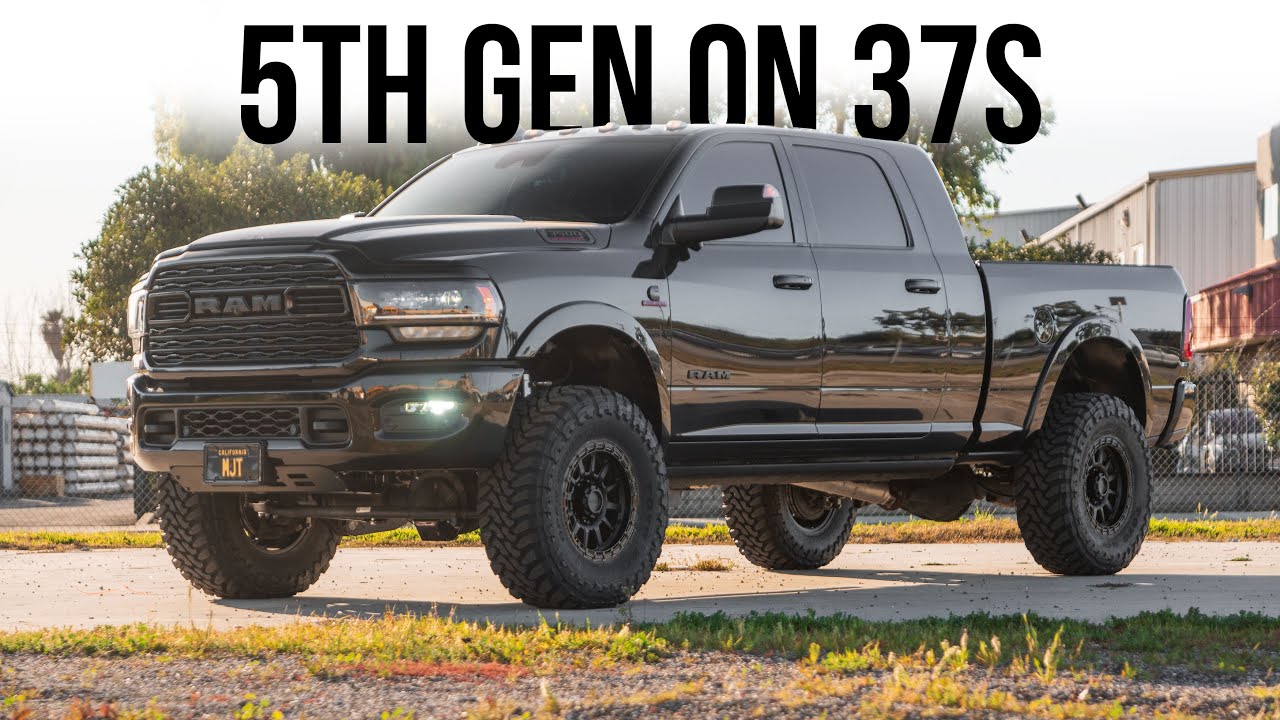 5th Gen Cummins Ram 3500 on Carli Dominator System with 37s