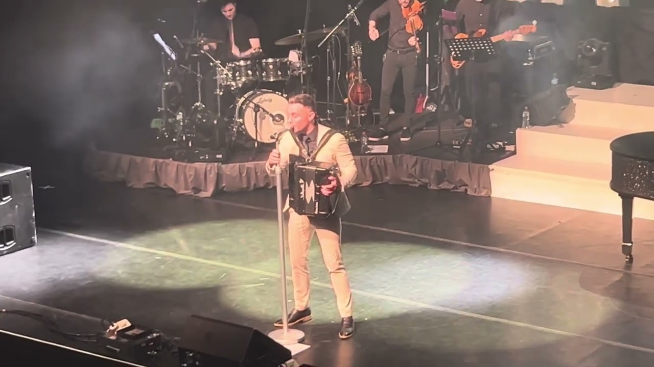 Nathan Carter - “Dear Elizabeth” - Wexford Opera House, 8th December 2023.