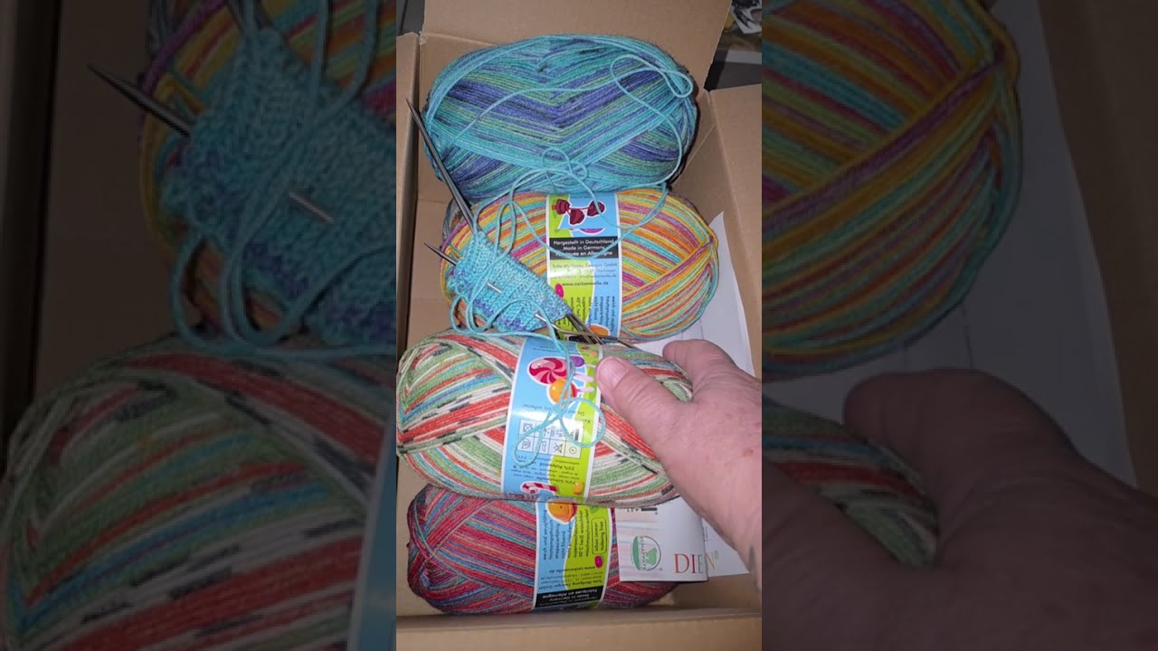 Mein erste Opal Abo September Box mit  Pullover/Sockenwolle 
