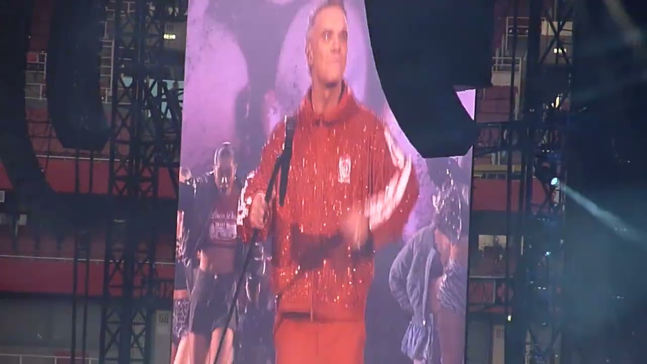 Robbie Williams Old Before I Die Live Emirates Stadium London 7/6/25
