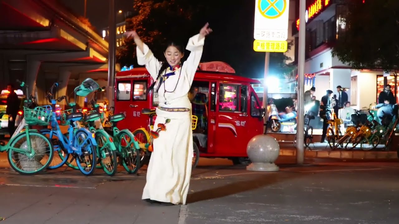 曲张措《吉祥玉树》🌹Tibetan dance 💖  tibetan guozhuang dance💖tibetan song💖