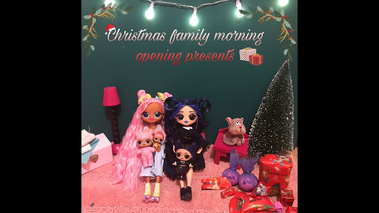 L.O.L Dusk&rsquo;s & Dawn&rsquo;s family Christmas morning opening up presents🎄🎅🏻🎁