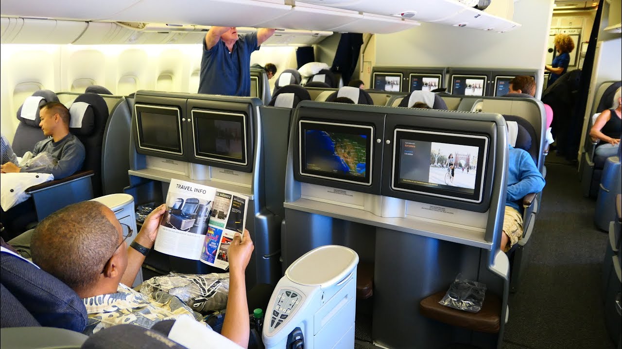 United Airlines B777 First Class San Francisco to Honolulu (oldest B777 in the world!)