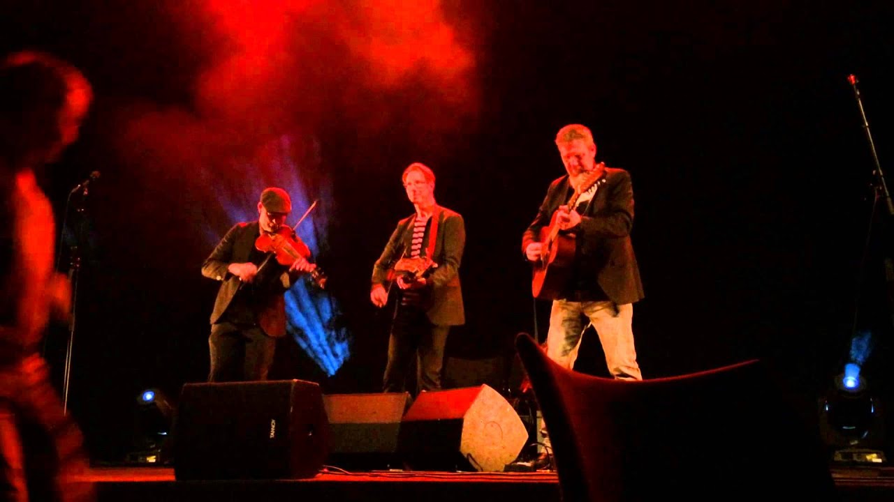 V&auml;sen - Two encores - Live at Riksscenen, Oslo 13.03.15