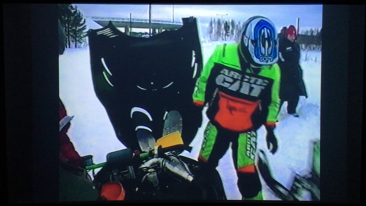 Giant snowmobile enduro 2002