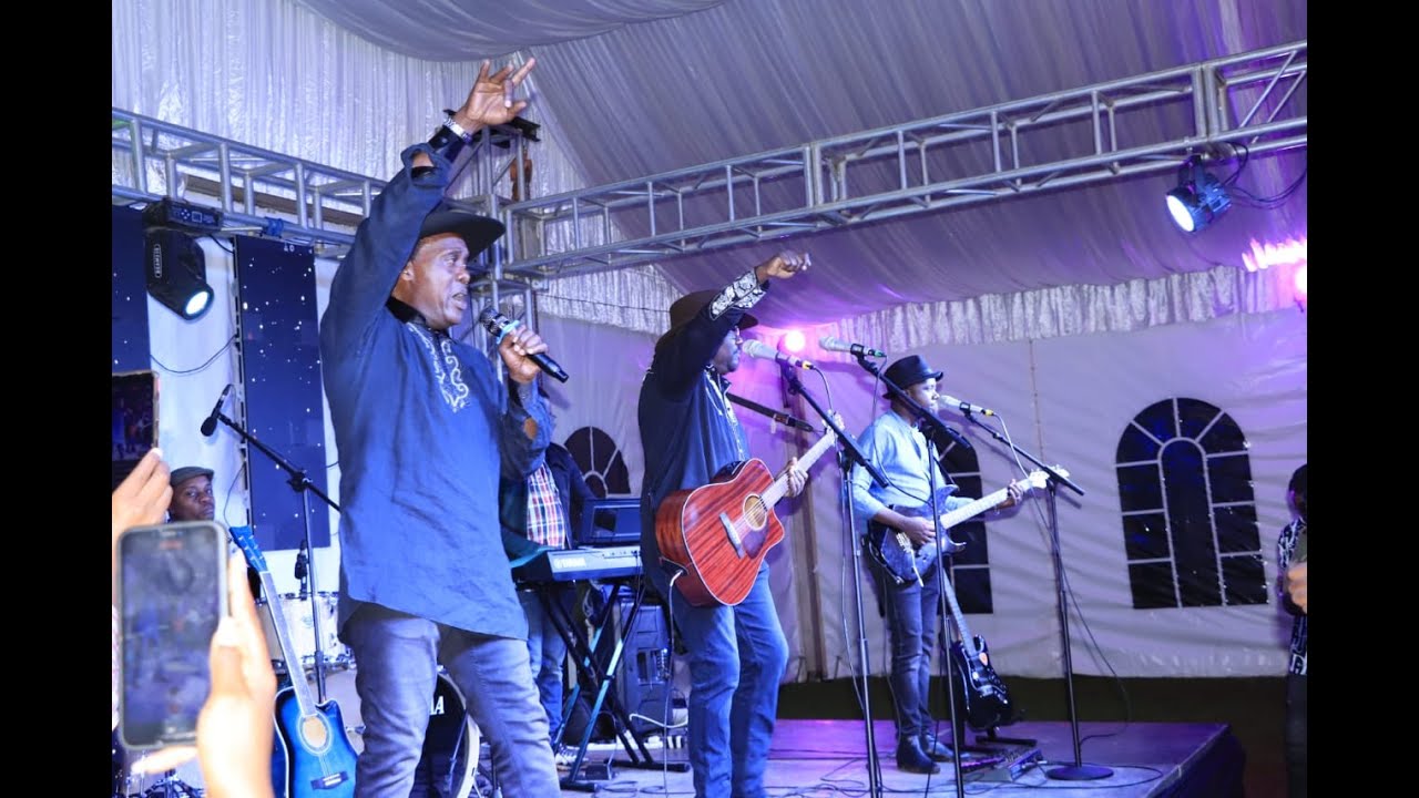 Electric Perfomance From Jeff Koinange and Sir Elvis at Esiankiki Resort #CountryMusicNanyuki