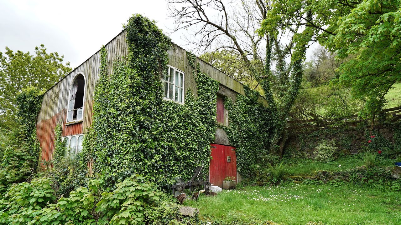 Untouched Abandoned House THE MAN CAVE