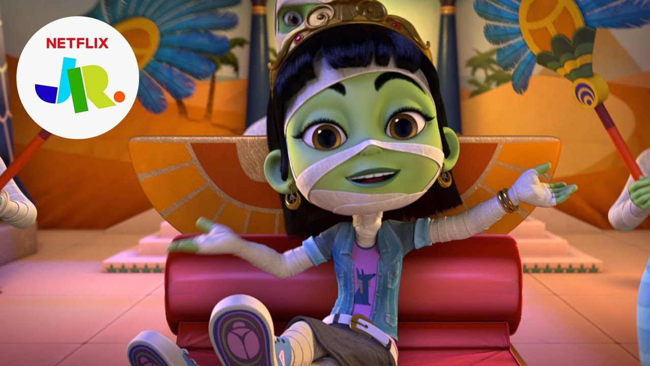 Ismat! 👑 Royalty To The Rescue | Ridley Jones | Netflix Jr